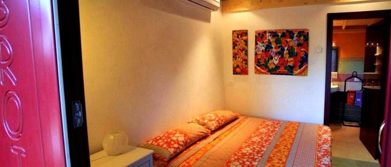 Brojo Hill Bed & Breakfast Longare Bagian luar foto